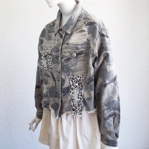 POL Distressed Camo Cheetah Print Denim Jacket S - Picture 4 of 16